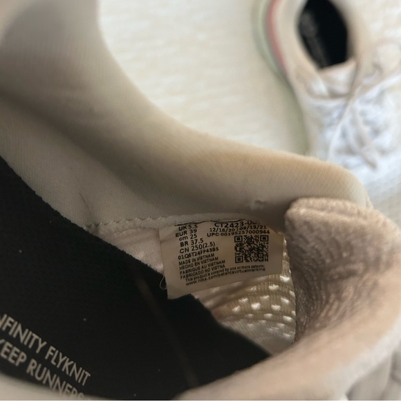 React Infinity Run Flyknit 2 'Platinum Tint' - Picture 9 of 9